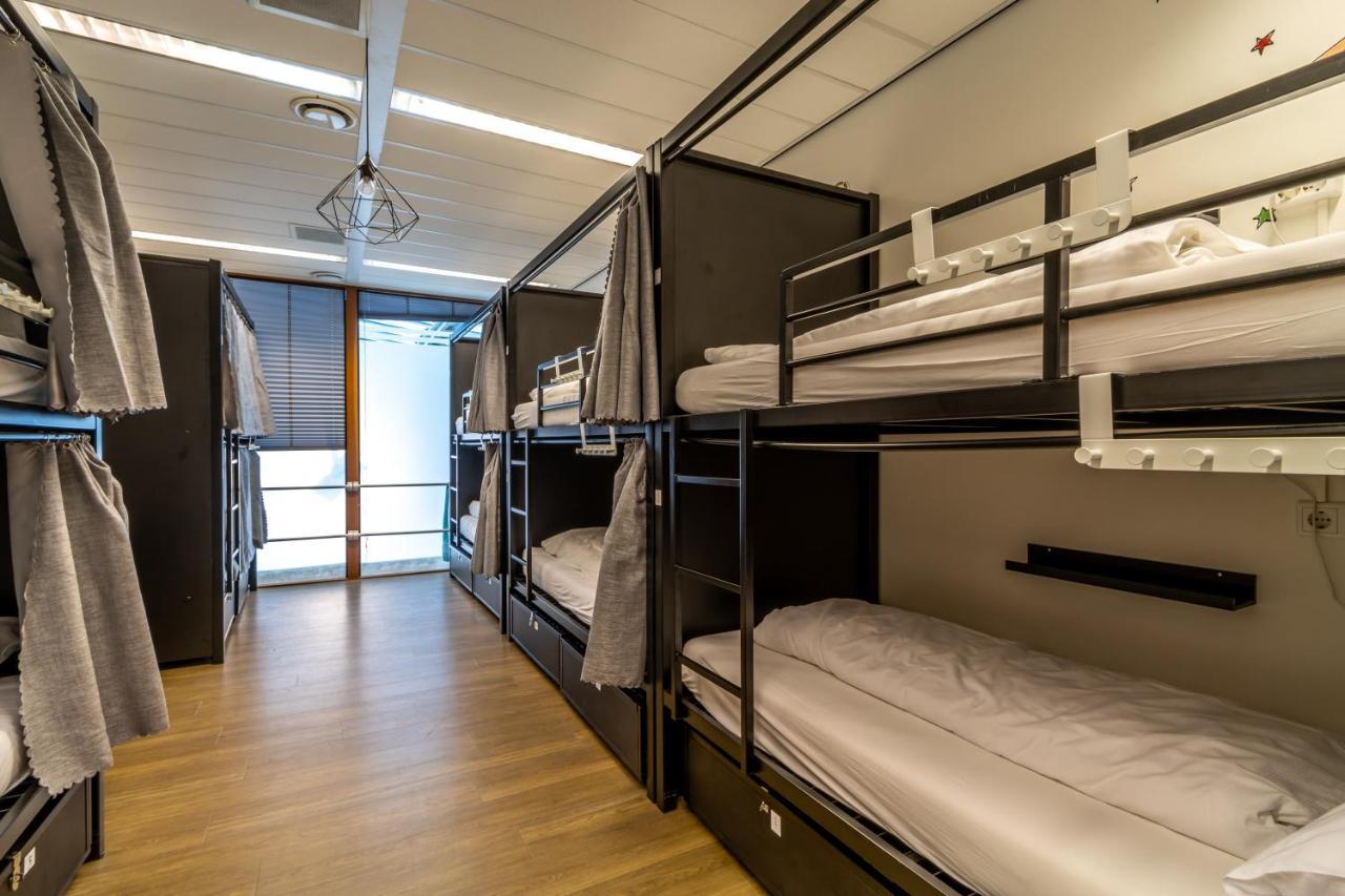 Auberge de jeunesse Hostelle - Women Only *